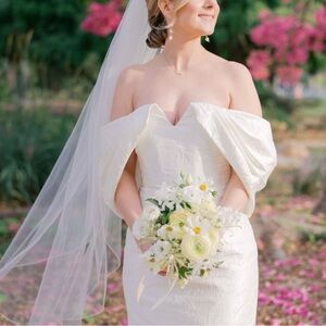 Elegant Off-Shoulder White Dress